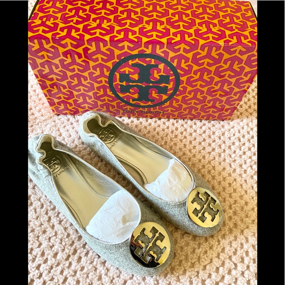 Tory Burch reva silver flannel flats
